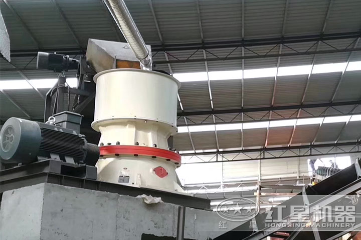 圆锥破碎机现场 圆锥破碎机现场