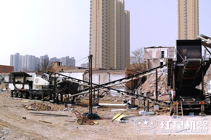 大型建筑垃圾粉碎筛分站客户现场实景 大型建筑垃圾粉碎筛分站客户现场实景